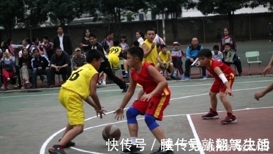 男孩|11岁男孩半年长高25公分,医生:1长高食物,平时可多吃