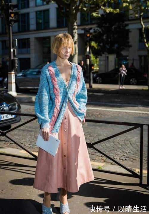 技巧 深秋是时候穿毛衣了,送你3个搭配技巧,优雅温柔又时髦