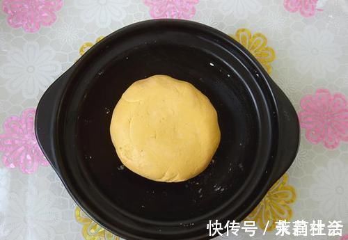 补钙|孩子最喜欢的早餐饼，润肠补钙小能手，春季不能少，简单又省事！