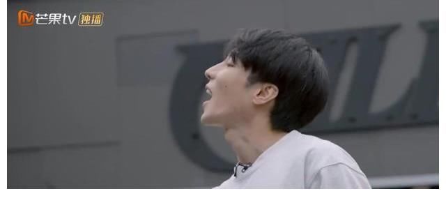 披荆斩棘的哥哥|《披荆斩棘的哥哥》张晋部落，武术元素创意十足，白举纲燃炸全场