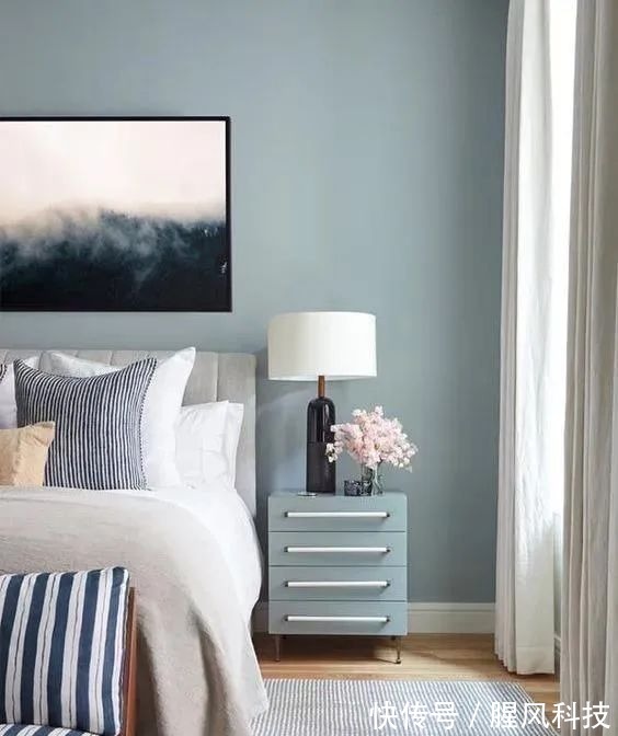 暖色系|别再大白墙了!卧室色彩搭配也可以很高级!