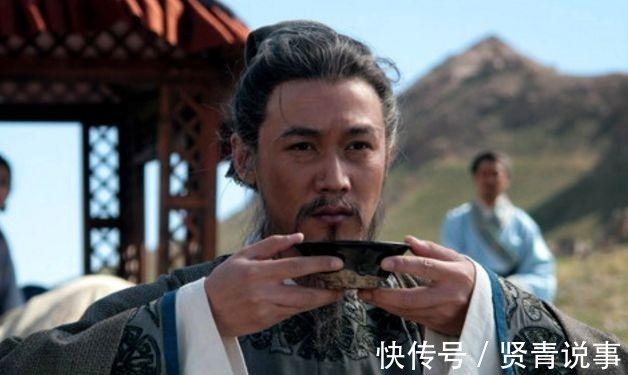 大嫂!苏小妹出一上联调侃大嫂, 大嫂给出下联, 堪称经典佳作!