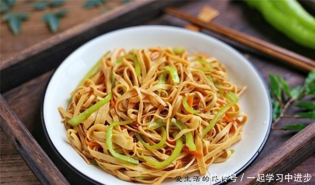 处暑时节，不妨试试这6道下饭菜，三五元炒一盘，比肉更抢手