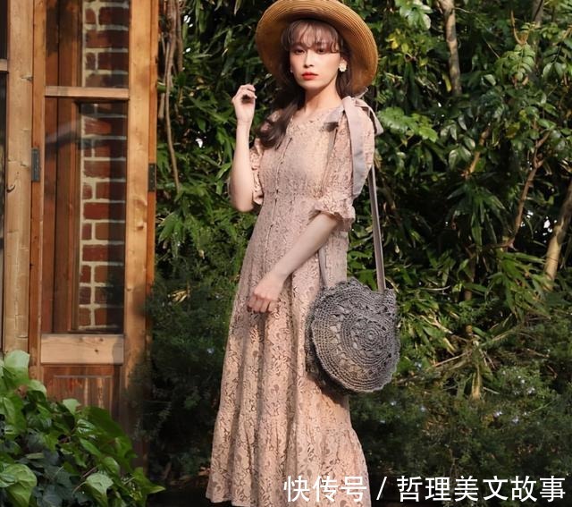 街拍 分享日本女生的4个穿衣习惯,搭配起来温柔耐看,坚持下去变女神!