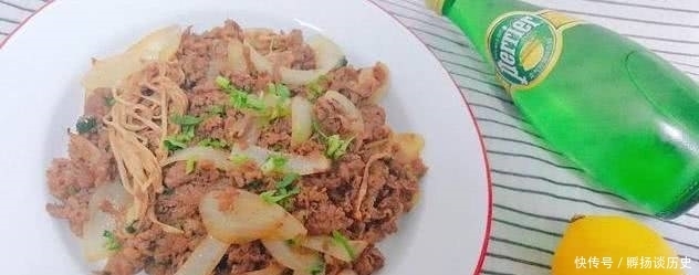 孜然羊肉,肉质滑嫩,香味四溢,一起做起来吧