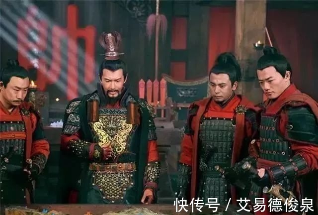 四个字|岳飞背上的这个字,中国人错读了几百年!