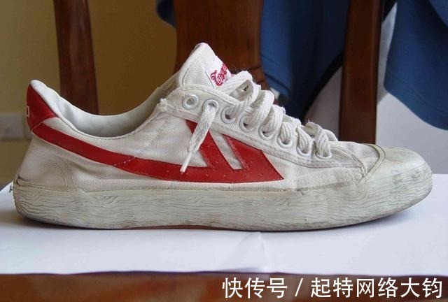 砖头 回顾 那些年代的“时髦”东西,“砖头”大哥大你可曾用过