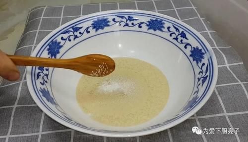 蒸发馒头时，切记不要直接加酵母，掌握正确做法，我家一周吃五次
