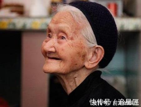 相伴|“长寿”与睡觉、走路都无关,保持3个好习惯,百岁不是梦