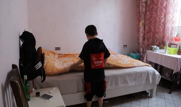 父母|17岁男孩被“封印”在童年,身体只有7岁大,医生:无能为力