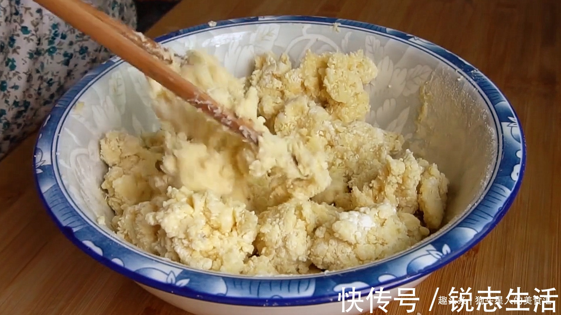 美味|天气热要多吃粗粮，教你一个做法，香甜柔软，美味好消化