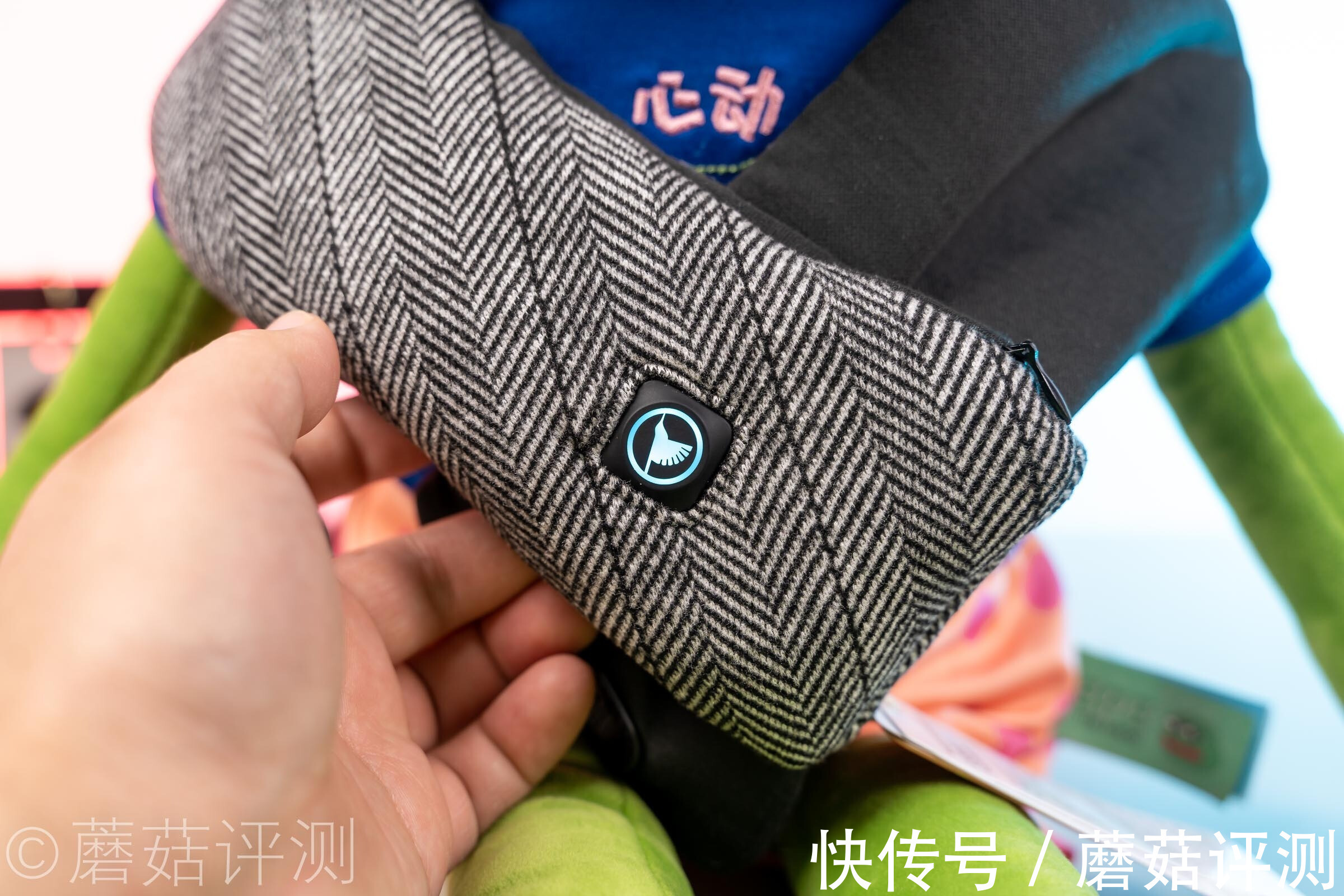 温度|守护后脖颈的最后一片温暖!飞乐思(FLEXWARM)发热围巾行家里手款 体验评测