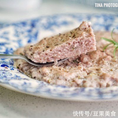 这是我吃过全宇宙最好吃的马蹄嫩肉饼