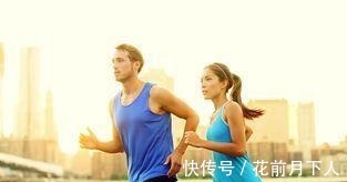 跑步|最佳跑步频率为两天一跑,为什么有的人还天天跑,是因为太闲吗!
