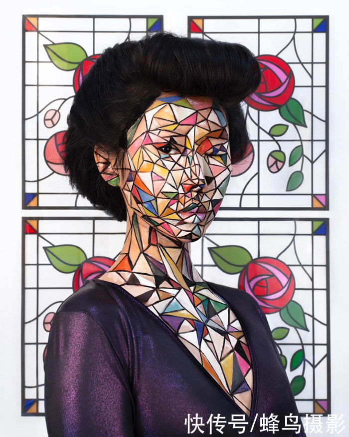 艺术家|韩国一女学生在身上画画,脸和牙齿都不放过,犹如“贞子”再现