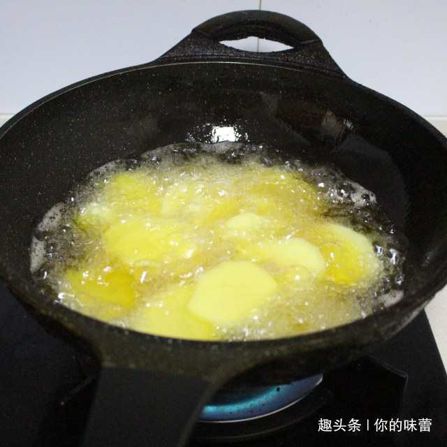 砂锅|干锅土豆片,香辣过瘾,做法简单,好吃到放不下筷子
