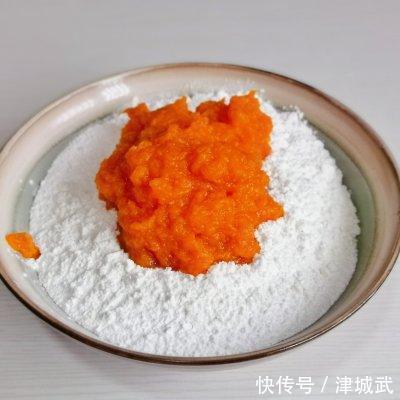 只有最美味的南瓜糯米蒸月饼,才能点亮你的餐桌!