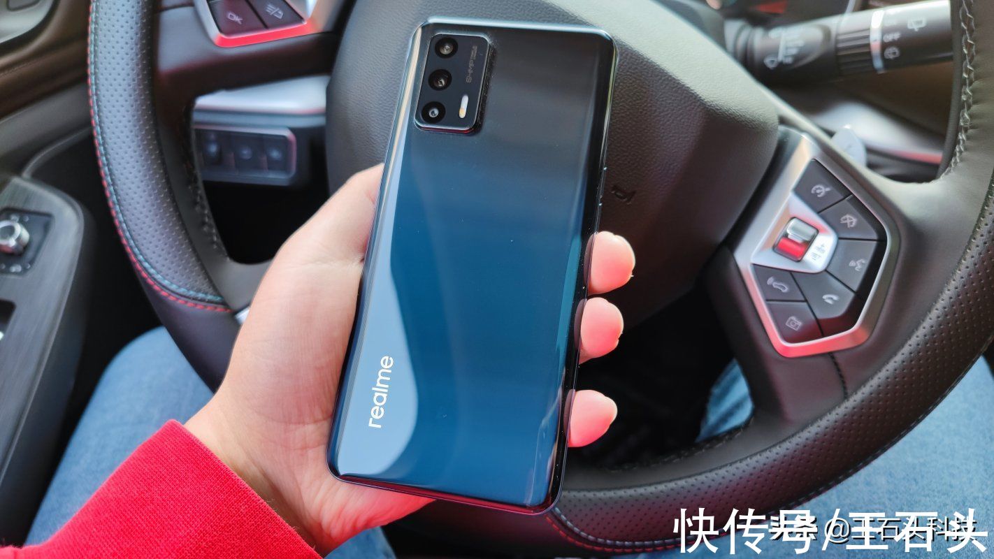 none|realme GT Neo2T体验：1899元起售，能成为双11新爆款吗？