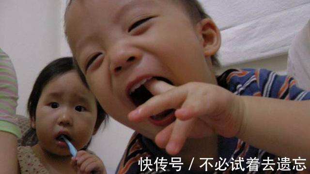 味精|3种东西孩子再喜欢也别给他们吃!严重影响智力发育,还长不高