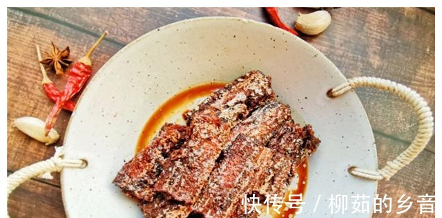 五香粉|教你在家做酥焖带鱼,只要掌握这个小技巧,做出来不柴,还很入味!