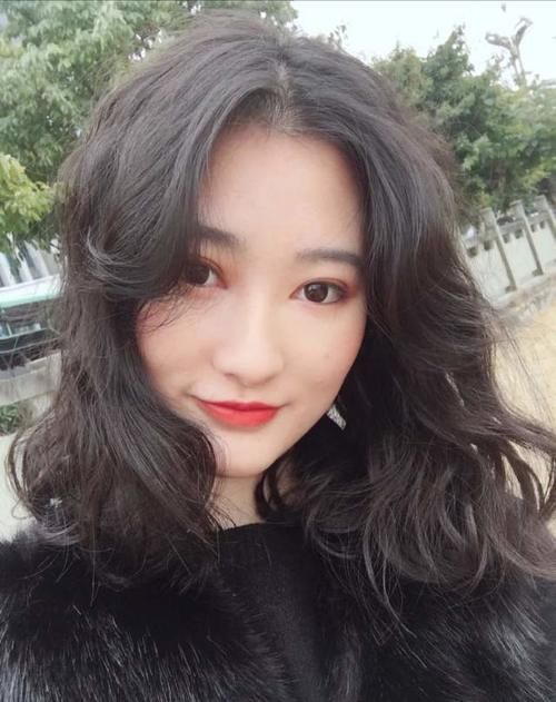 雷区|中年女性烫头显老？教你几招，避开雷区又时髦