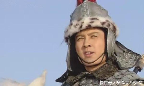 成语|周瑜首创一成语，指出曹操致命弱点，刘备依然忐忑不安