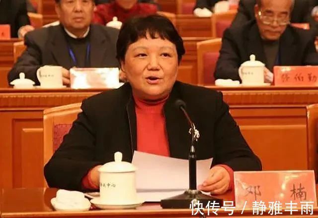 读书人#邓楠女士的书法手迹鉴赏,温润如玉遒劲疏朗,有其父邓公之遗风