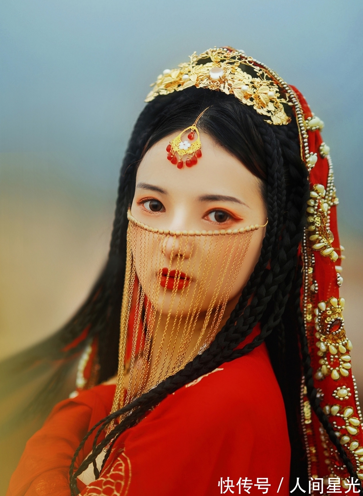 荷叶|诗·十一首丨浅荷叶上珍珠露,深柳塘前小树丫