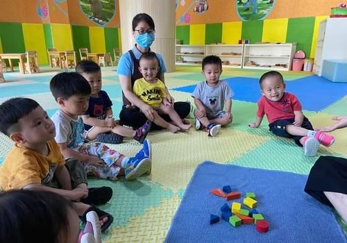 婴儿一周岁了，应该进行哪些教育？