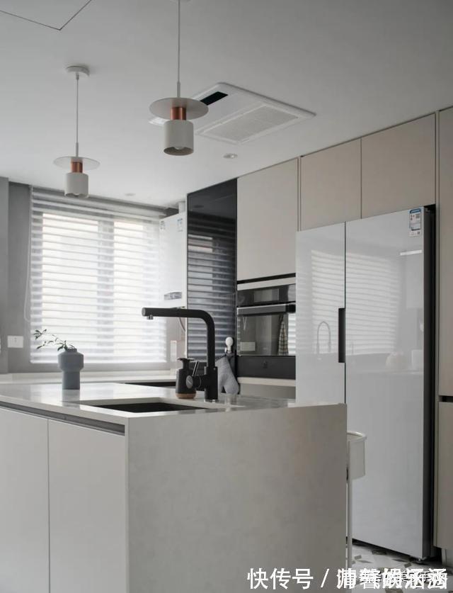 绿植|看了他家125㎡房才知道什么叫高雅,全屋没有一丝俗气,太美了