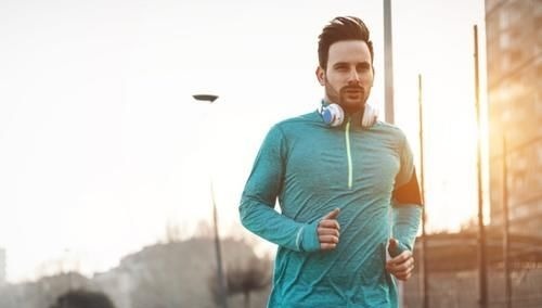 人生|坚持跑步1年5年10年,人生会有什么不同?感觉赚到了