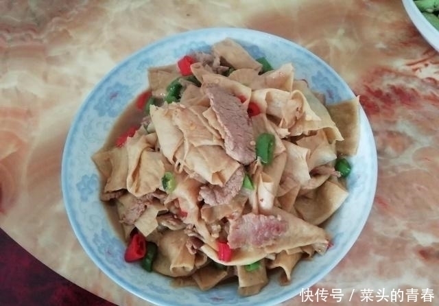 午餐|晒晒我家的午餐，婆婆做了3菜1汤，只花几块钱，大家都吃撑了