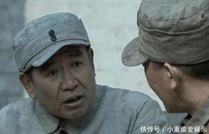 地位|大佐在日军中什么地位,是士兵梦想,其指挥刀顶20箱手榴弹