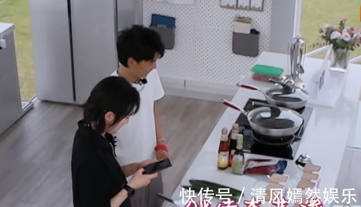 一季|把敷衍当人设,把不懂常识当蠢萌,《中餐厅》还能走多远