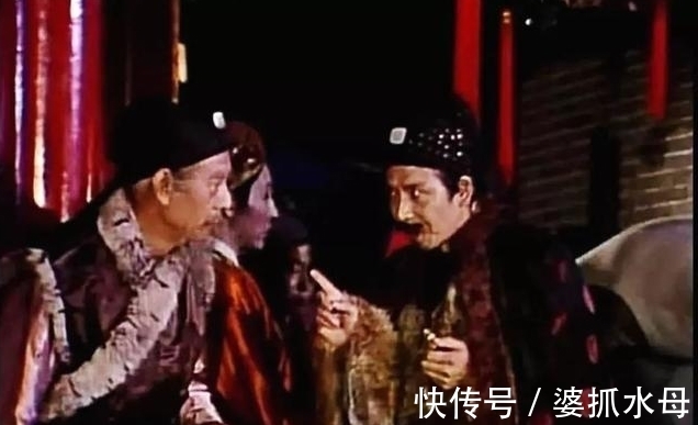 黑山村#红楼梦:贾府过年来交租的乌进孝有什么意义?作者直写全书主旨!