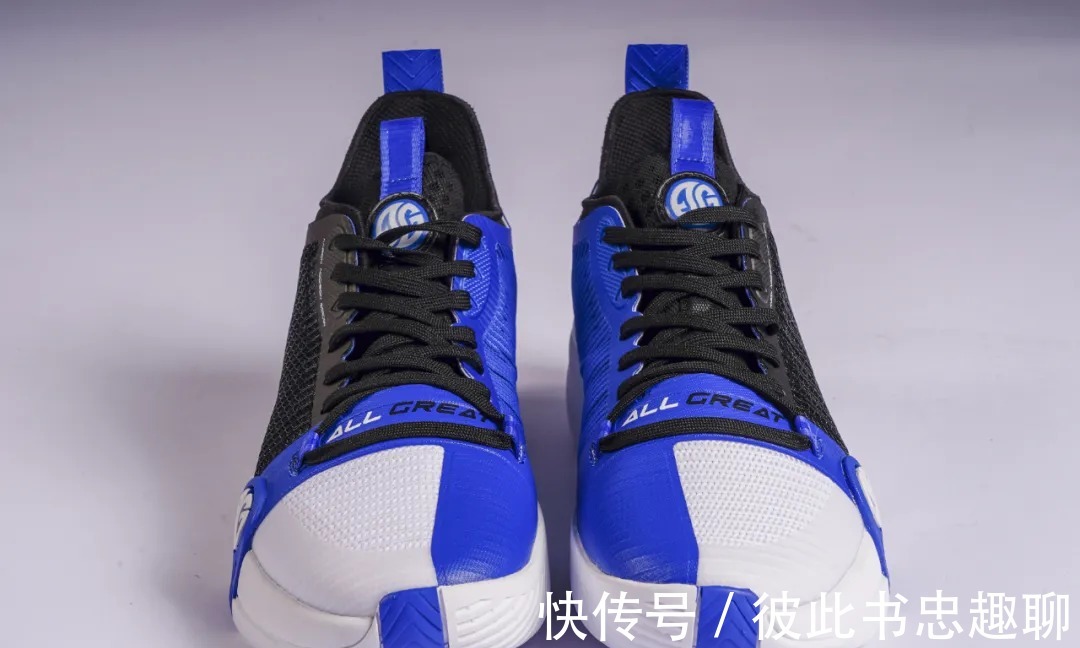 球鞋开箱:361度最新篮球鞋,3块TPU很有个性!