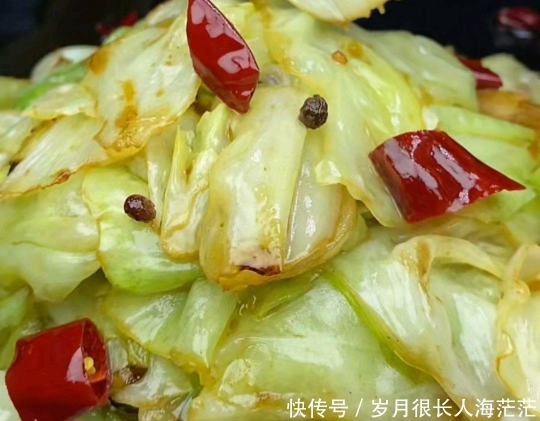 慢妈做了一桌子家常菜，老公说，这样吃，挣钱的动力更大了