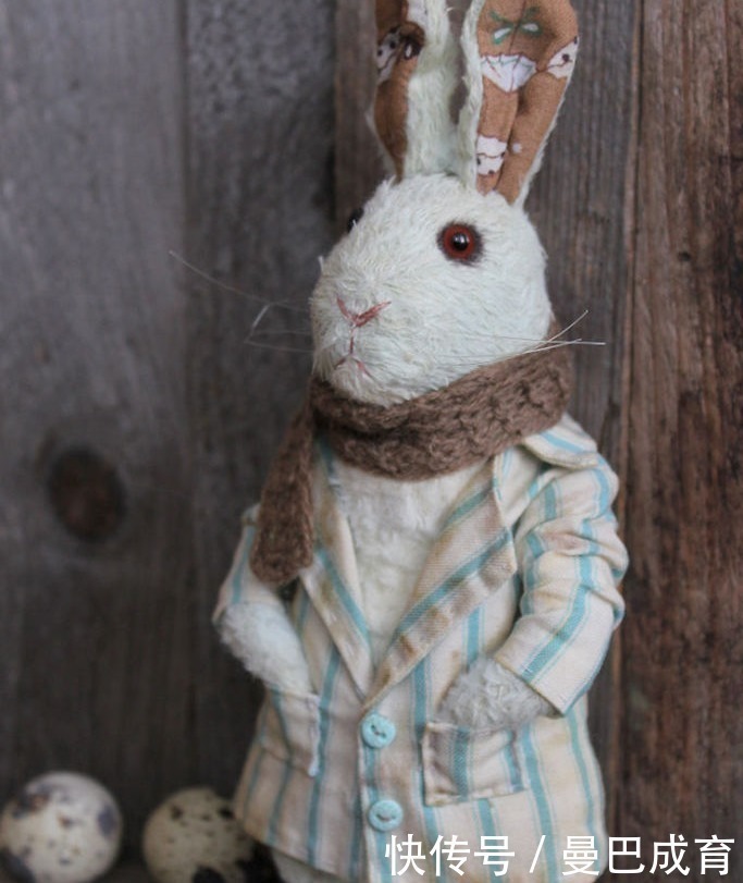 美女&俄罗斯美女手工艺术家和她独特的玩偶们!