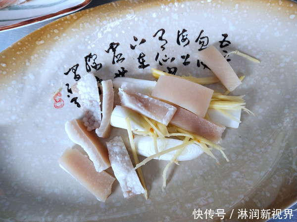 省事|鱼刺卡在喉咙里别再喝醋,教你一招,让鱼刺自己跑出来,省事