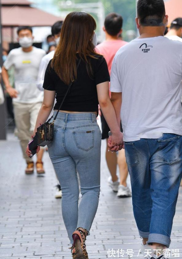 穿搭 胖胖的女孩子该如何穿,干净简洁,端庄大气才能更加显气质