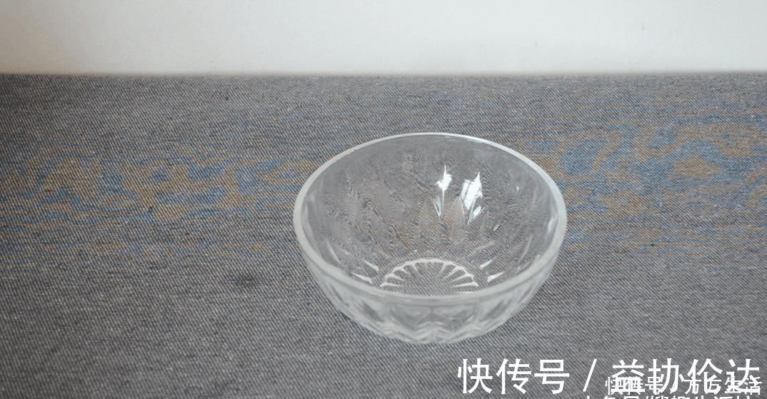 绝招|吸盘挂钩老是掉 教你一个简单绝招, 挂几十斤都很牢固, 太实用了