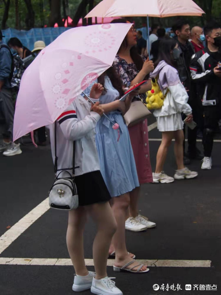 相亲会|瞧这些靓丽的身影！假期来千佛山相亲会寻觅佳缘吧