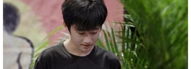 為了演戲欲退學(xué)?孫紅雷苦勸14歲孩子:先搭好基礎(chǔ)知識(shí)框架