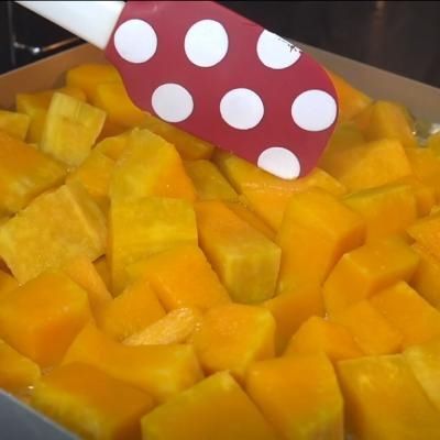 比戚风还软的吐司你吃过吗？「南瓜布里欧吐司」