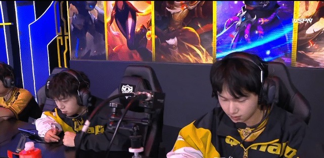 点给|Fly选角被质疑,QG天胡开局,许诺掉点给了eStar翻盘机会!