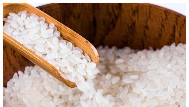 大米保存很简单,这样做越放越鲜,不长斑不生虫,天天都吃新鲜米