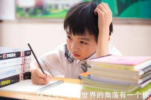 拖延症|想要孩子成为尖子生,4种坏习惯要早点改正,不然都是白费力气