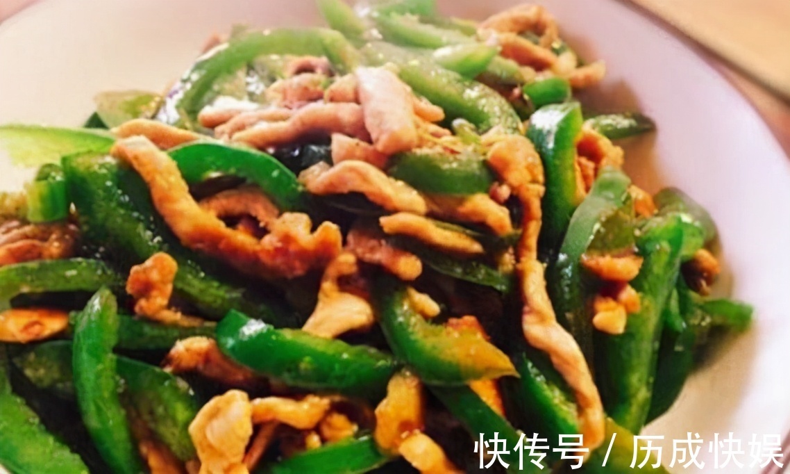 鸡胸肉|女性过了30岁，多吃三种美食，补钙质，调理身体，早食早受益