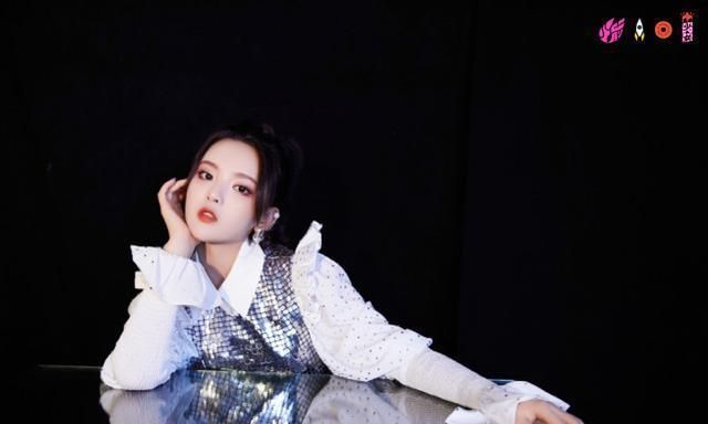 孟美岐|不红的人最念情？火少成立三周年，发文庆祝的人却寥寥无几