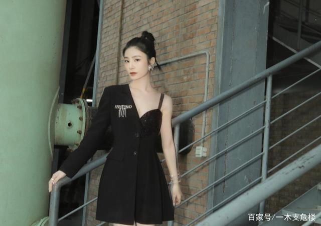 差點又滿票，姚曉棠從好聲音小透明成奪冠大熱，卻注定無緣冠軍